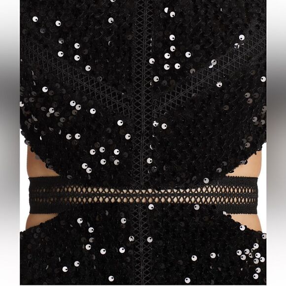 Olivaceous Sequin Cutout Dress - Picture 3 of 3